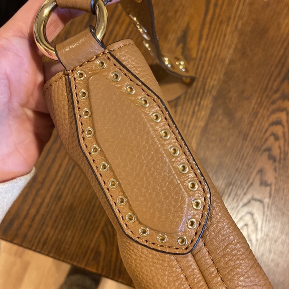 Michael Kors Brooklyn Bag 🤎 - Picture 4 of 8